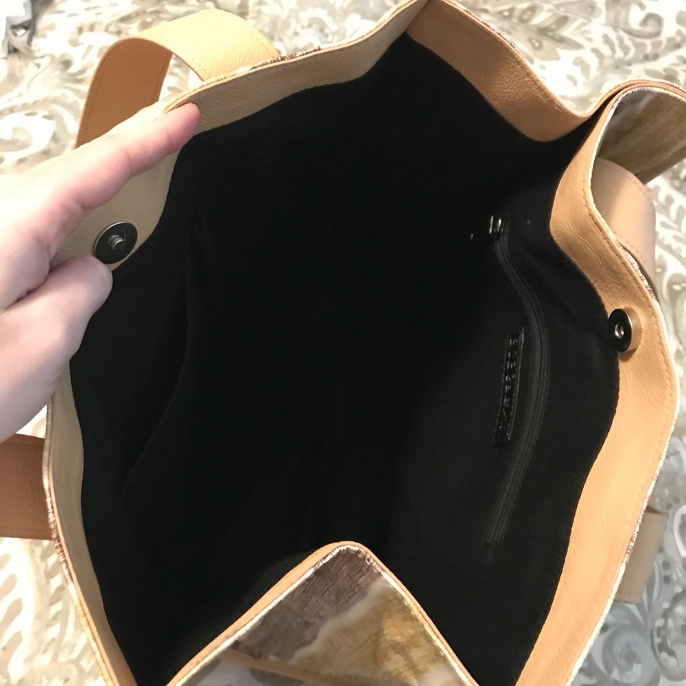 Bcbgeneration Tote - image 5